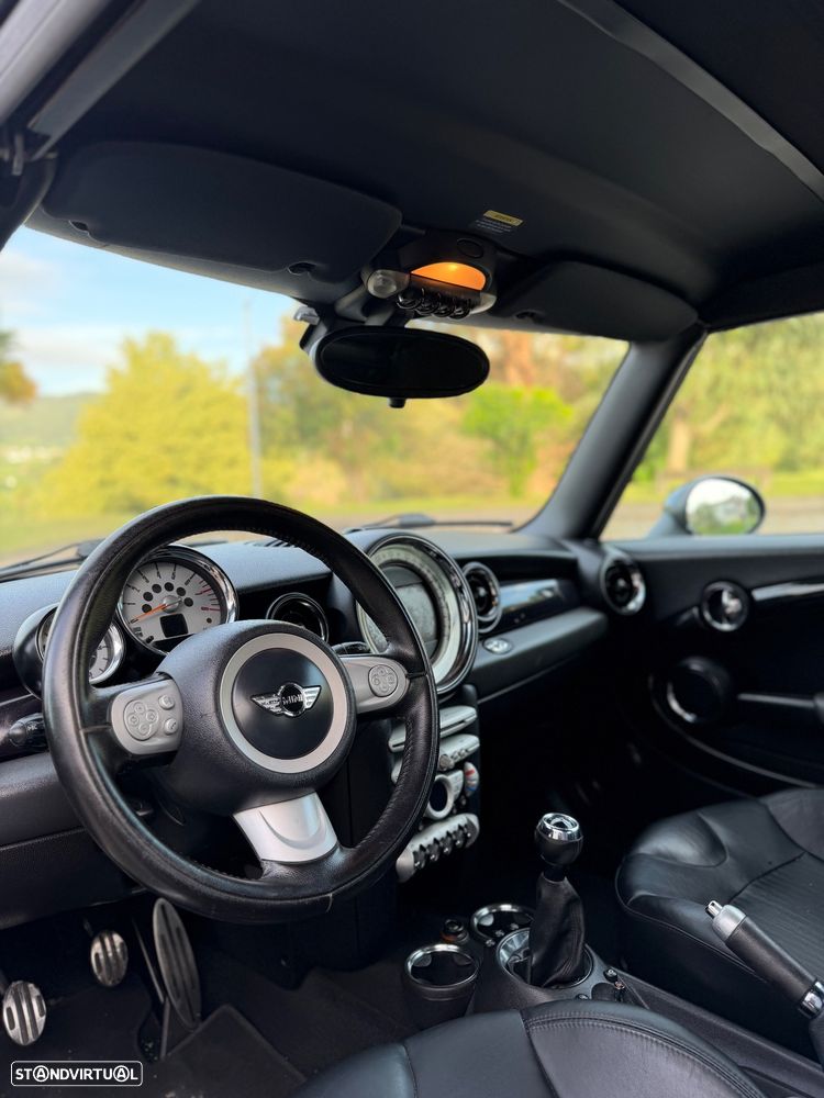 MINI Cabrio Cooper S - 6