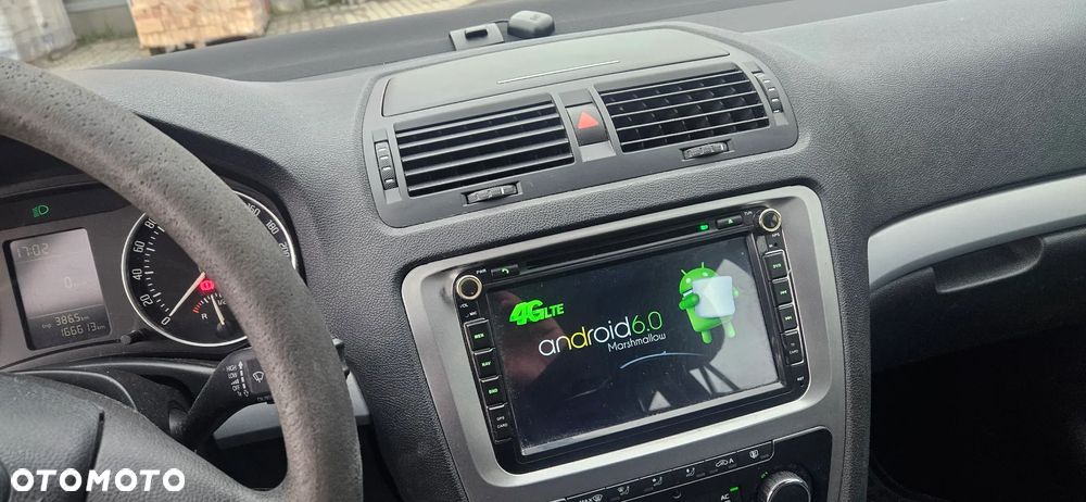 Skoda Octavia 1.4 TSI Ambiente - 10