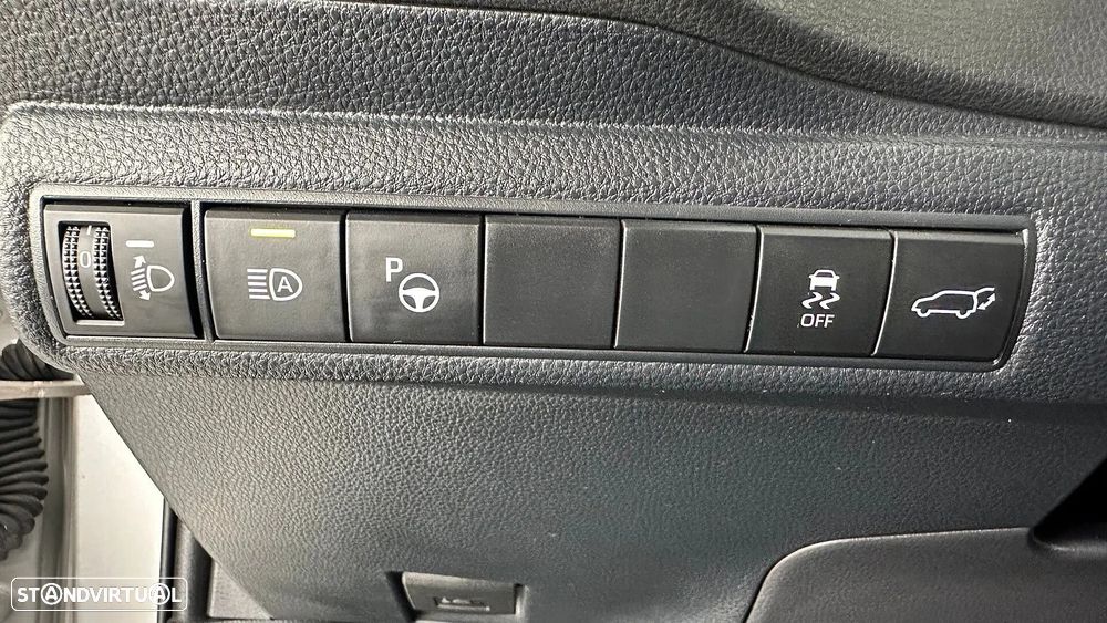 Toyota Corolla Touring Sports 1.8 Hybrid Exclusive - 31