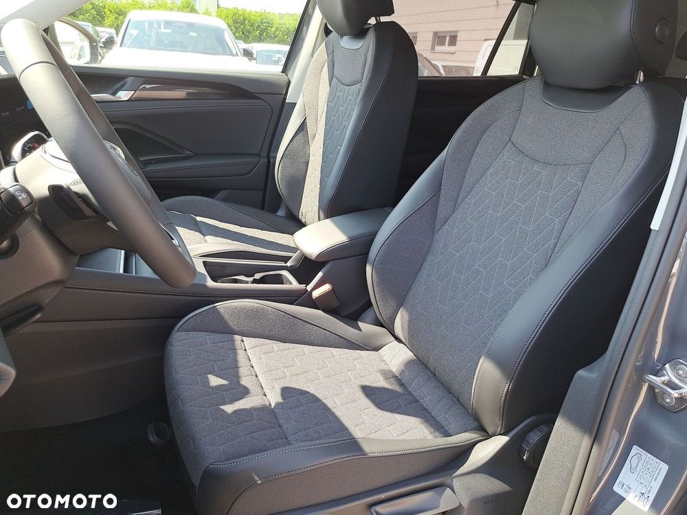 Volkswagen Tayron 2.0 TSI 4Mot Life Plus DSG - 11