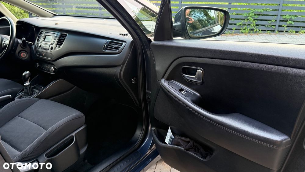 Kia Carens 1.6 GDI Dream Team Edition - 30