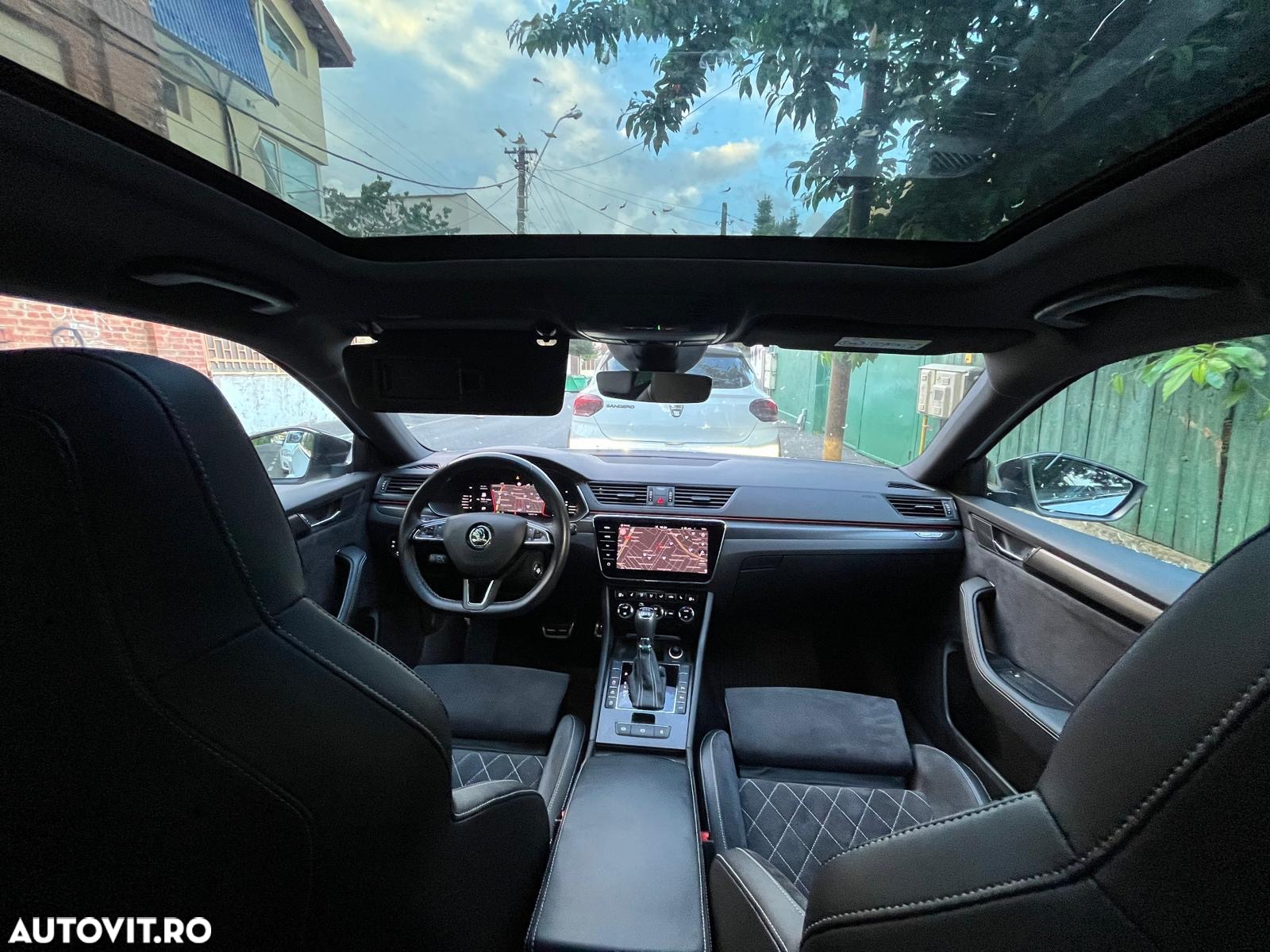 Skoda Superb 2.0 TSI 4X4 DSG Sportline - 11