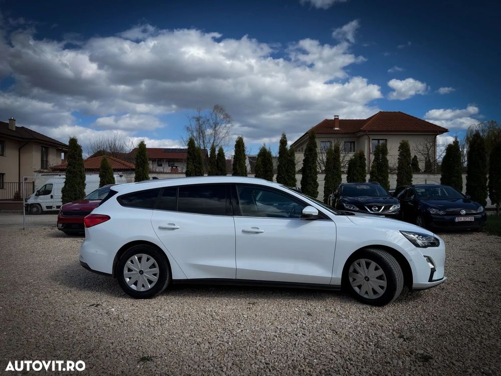 Ford Focus 2.0 EcoBlue Vignale - 3