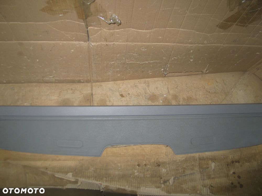 roleta bagaznika nissan primera P11 lift 99-02r. oryginal - 2