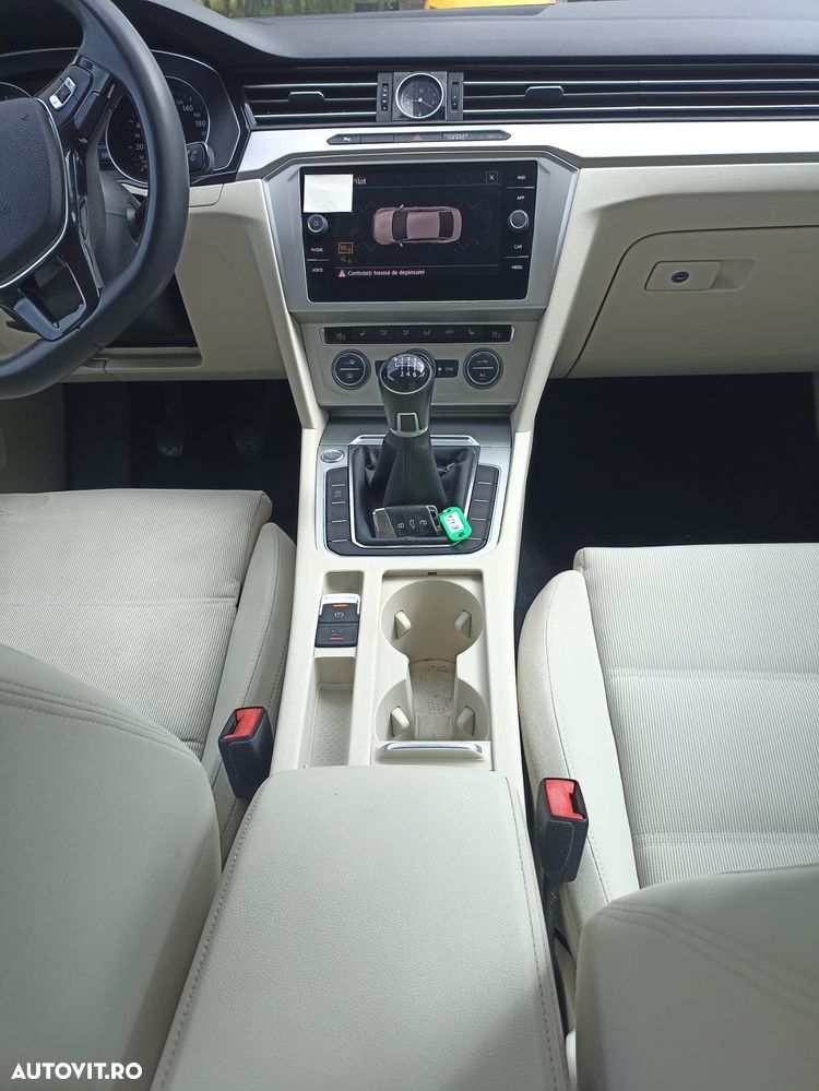 Volkswagen Passat - 7