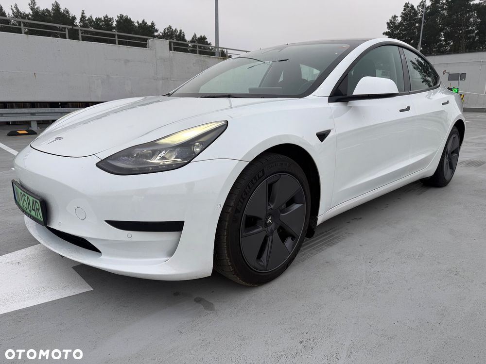 Tesla Model 3 - 2