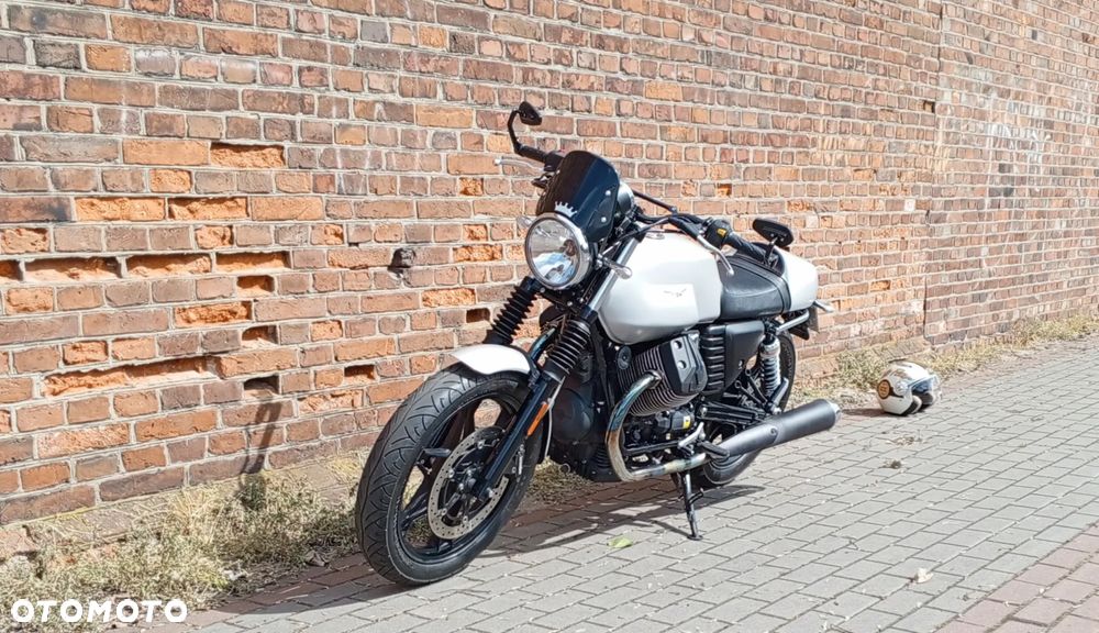 Moto Guzzi V7 - 3