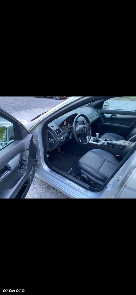 Mercedes-Benz Klasa C 220 CDI DPF BlueEFFICIENCY SPORT EDITION - 13