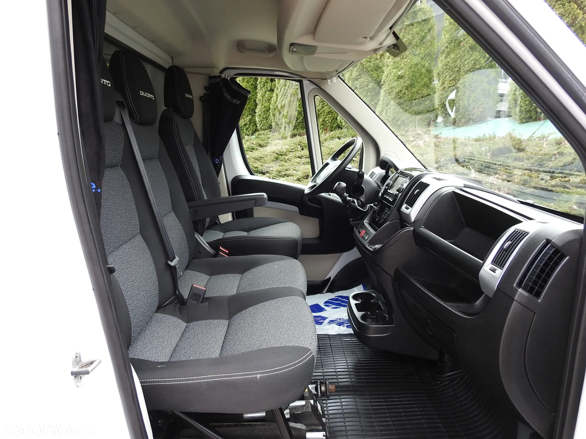 Fiat DUCATO PLANDEKA WINDA 8 PALET WEBASTO KLIMATYZACJA TEMPOMAT 150KM [ 5660 ] - 36