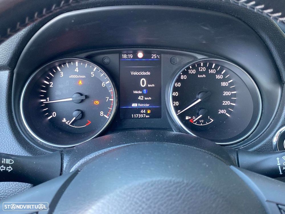 Nissan Qashqai 1.3 DIG-T N-Connecta - 15