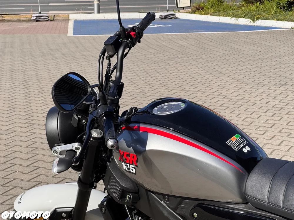 Yamaha XSR - 2