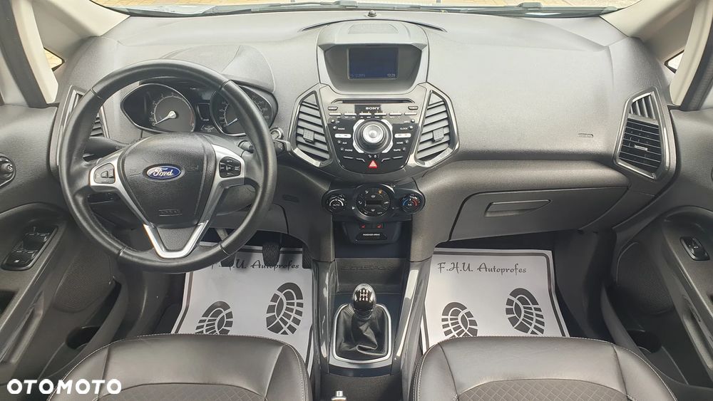 Ford EcoSport - 12