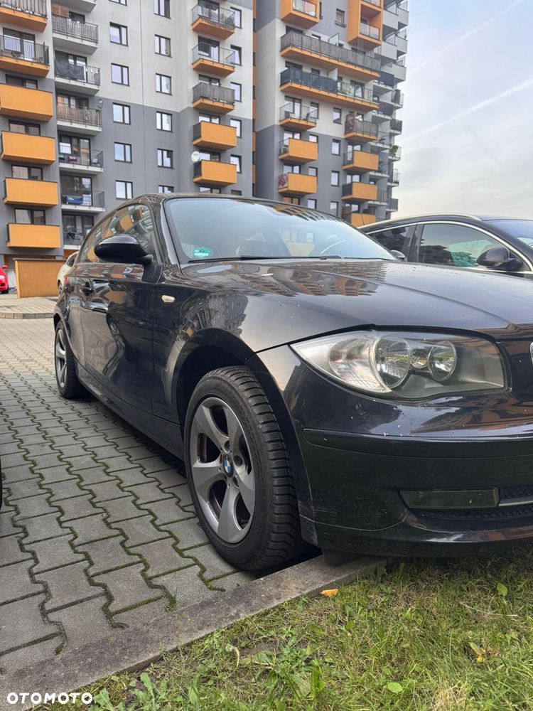 BMW Seria 1 118i - 5