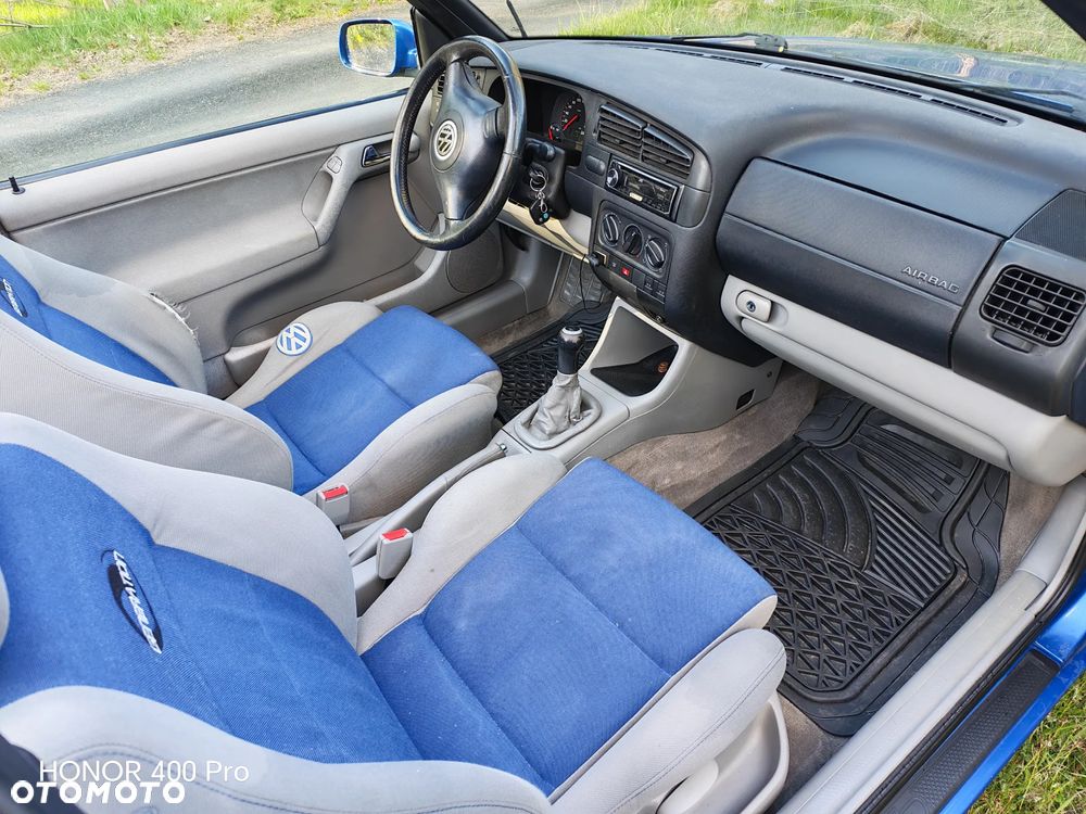 Volkswagen Golf 1.6 - 10