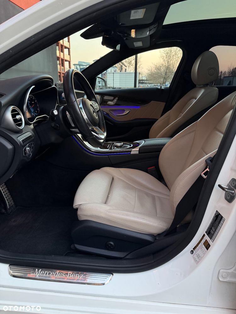 Mercedes-Benz Klasa C 300 4MATIC 9G-TRONIC - 12