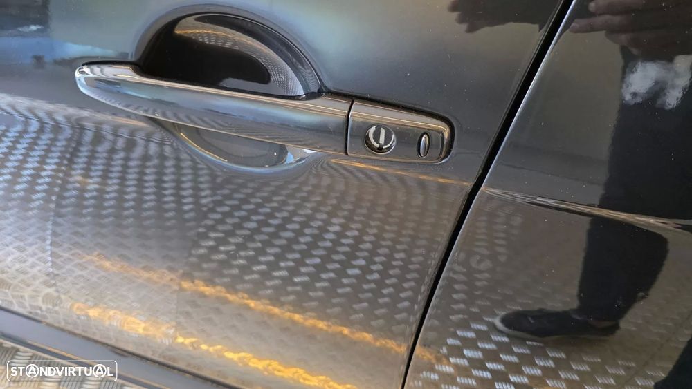 Mitsubishi Lancer Evolution IX 2.0 MR TC-SST - 36