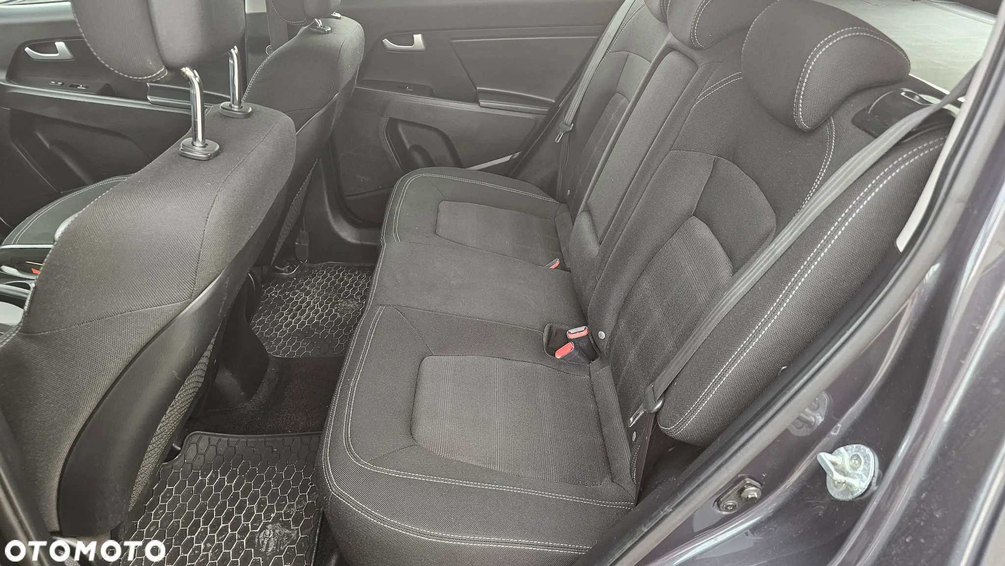 Kia Sportage 2.0 L 2WD - 9