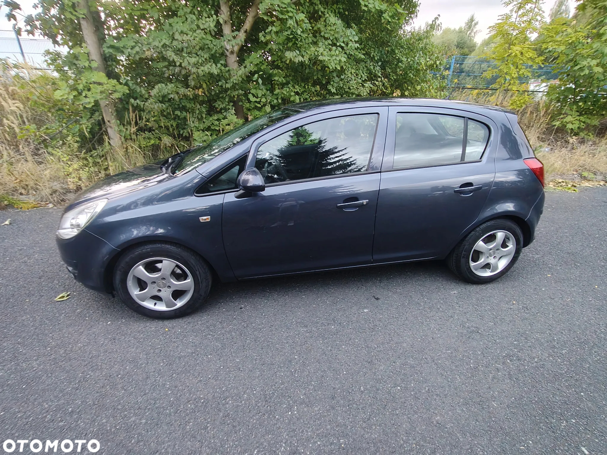 Opel Corsa 1.2 16V Easytronic Cosmo - 11