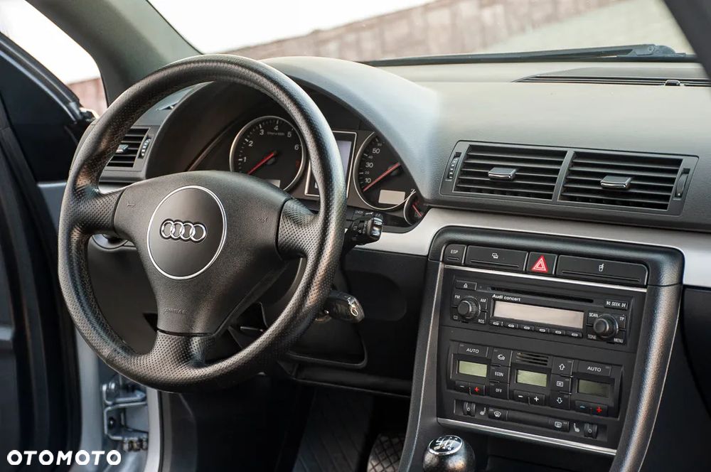 Audi A4 Avant 1.8 T quattro - 22