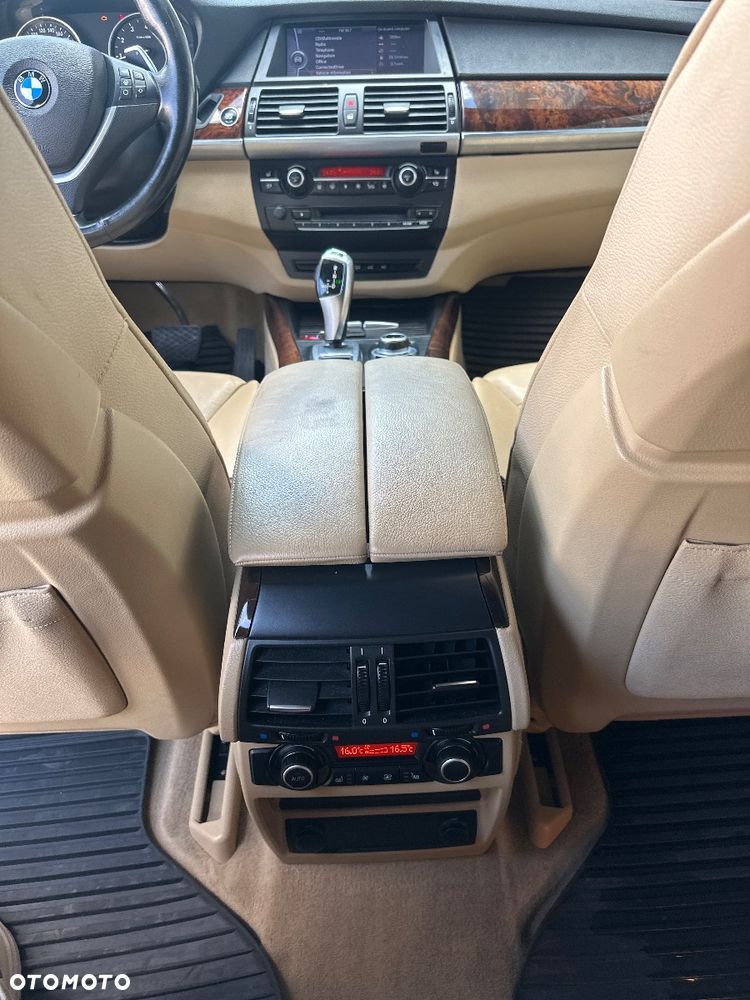 BMW X5 - 25