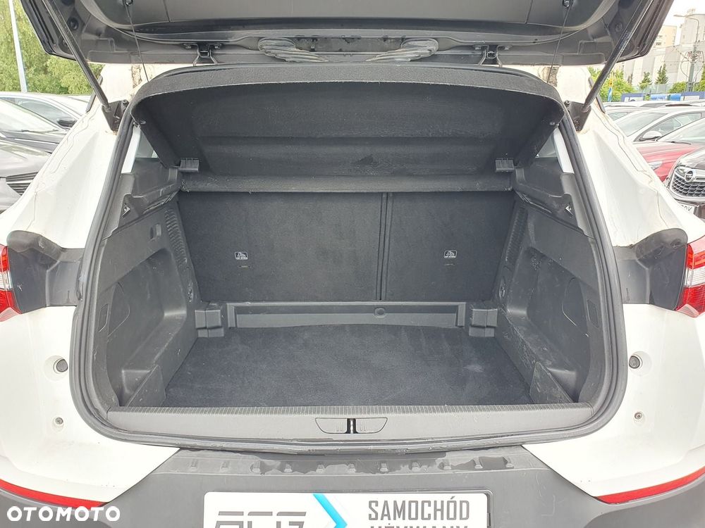 Opel Grandland X 1.2 T Enjoy S&S - 10