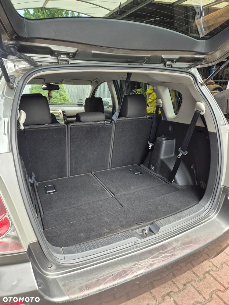 Toyota Corolla Verso 2006 photo 3