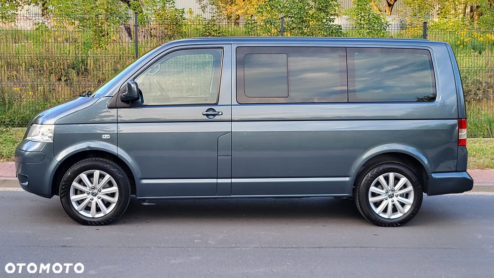 Volkswagen Caravelle - 6