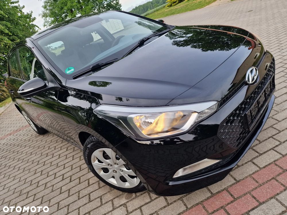 Hyundai i20 blue 1.2 Classic - 1