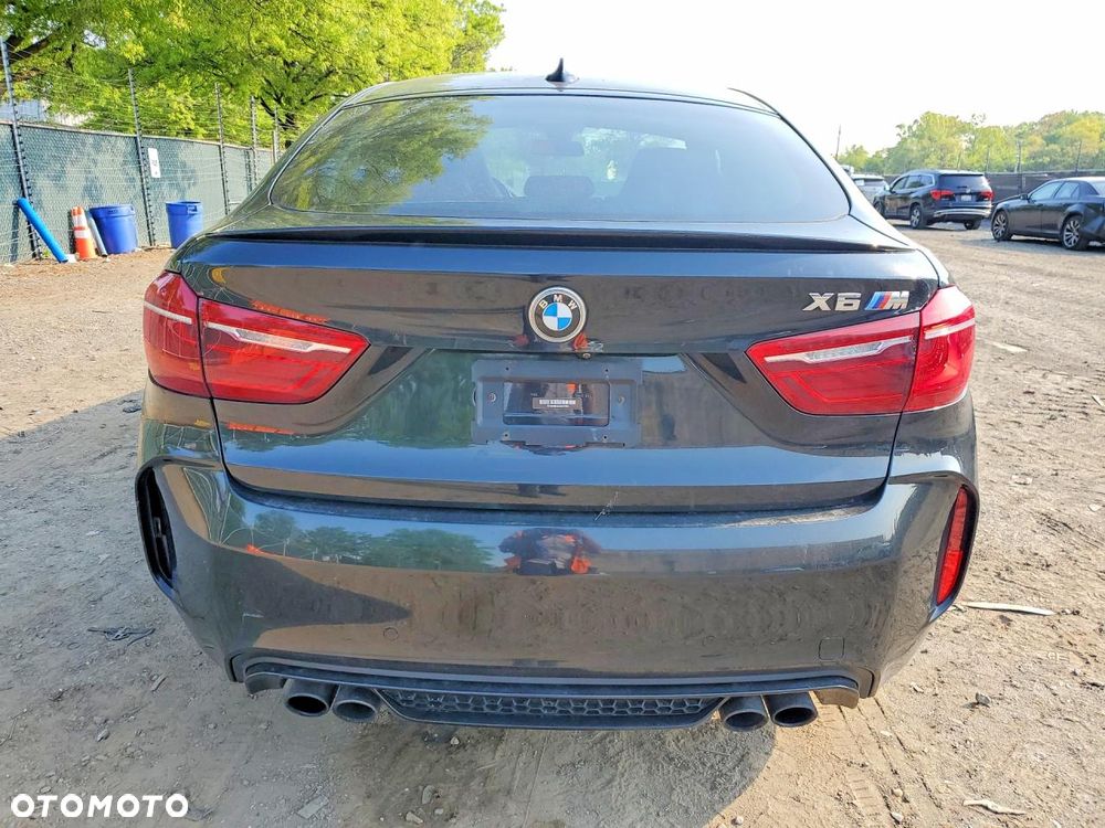 BMW X6M - 7