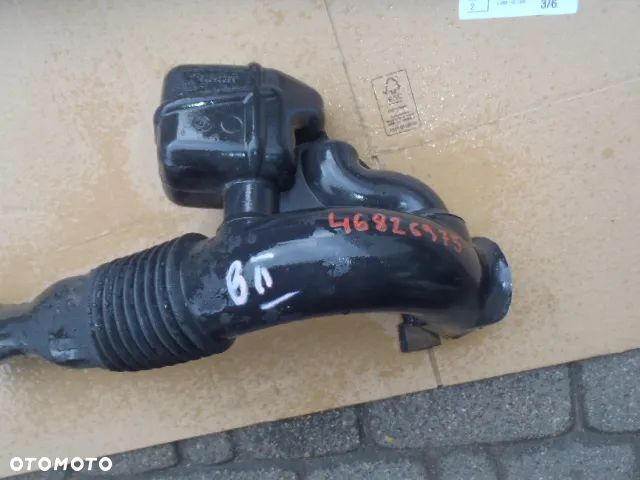 rura odma wlit powietrza obudowa osłona nakładka  rura rezonator wlot filtra powietrza pokrywa przednia doblo II bravo II mito musa idea stilo 1.4 16v t jet - 12