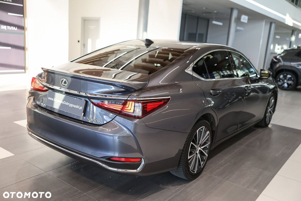 Lexus ES 300h Business Edition - 10