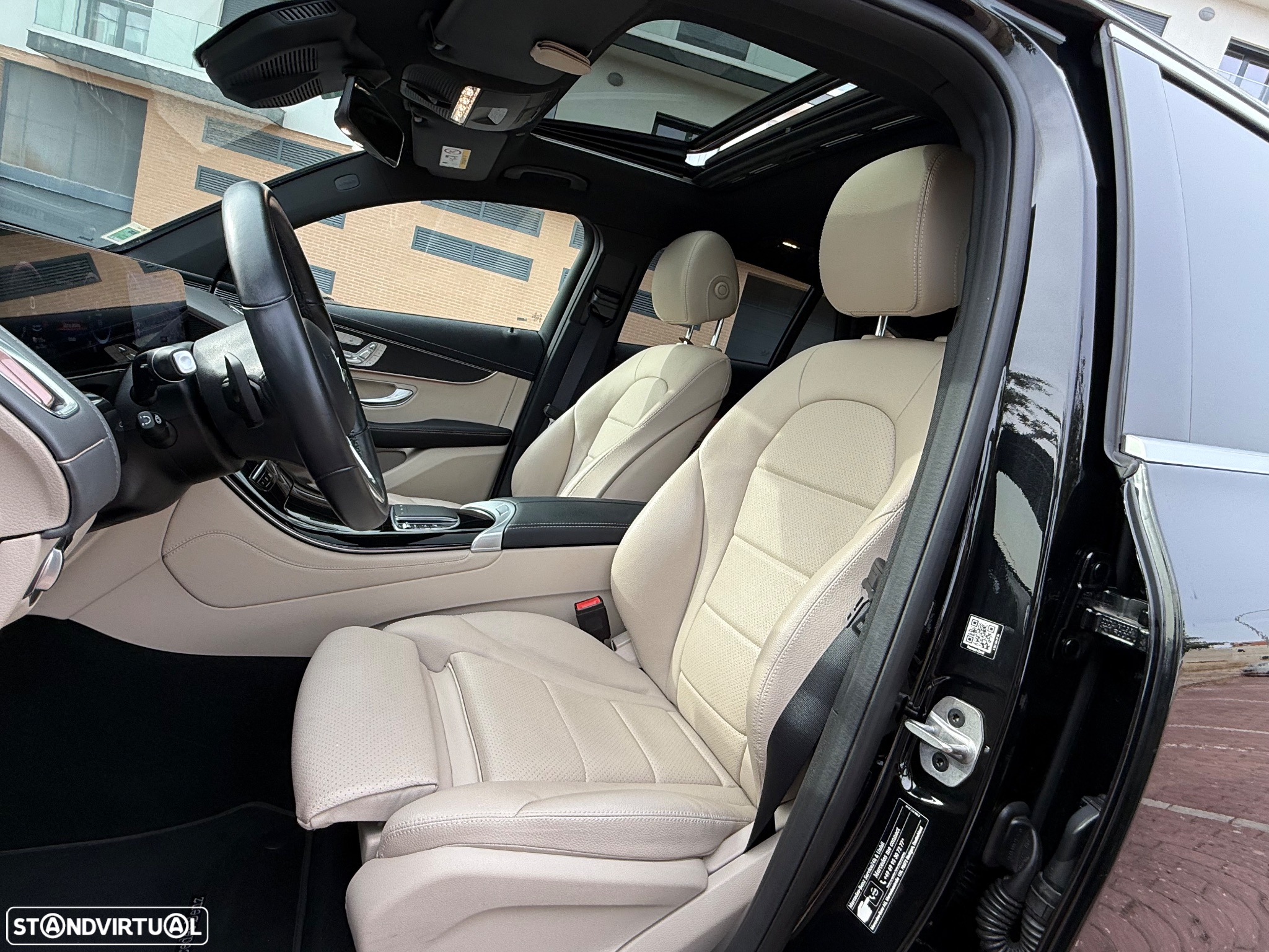Mercedes-Benz EQC 400 4Matic AMG Line - 23