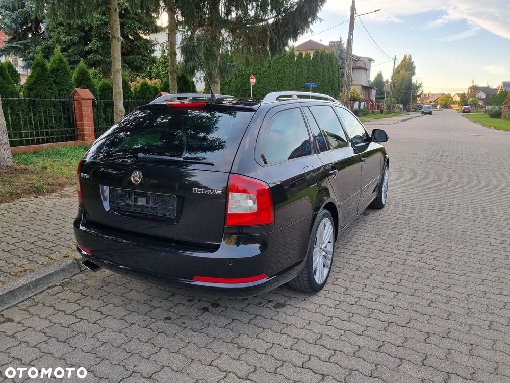 Skoda Octavia 2.0 TDI DPF RS - 5