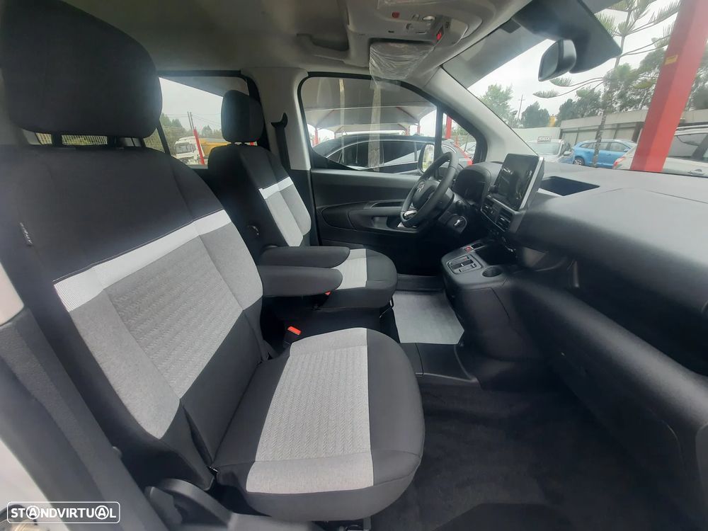 Citroën e-Berlingo 50 kWh M Shine Pack - 41