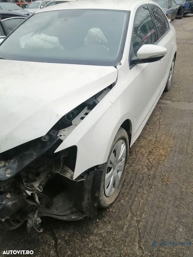 VOLKSWAGEN JETTA IV 162, 163, AV3, AV2 2009 - > 1.6 TDI CAYC 77KW|105HP - 1