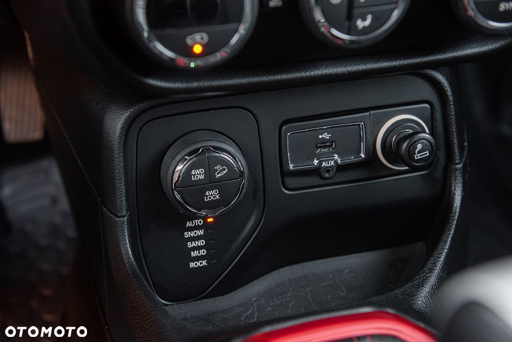 Jeep Renegade 2.0 MultiJet Active Drive Low Automatik Trailhawk - 24