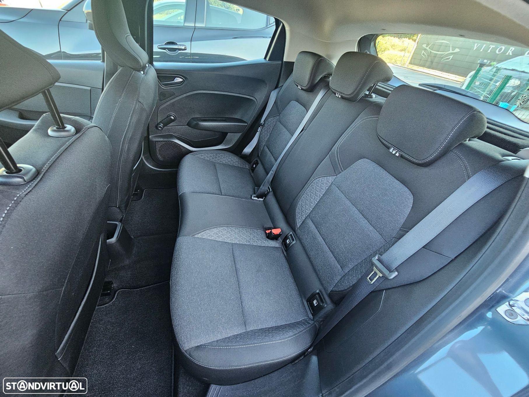 Renault Clio TCe 90 EQUILIBRE - 17