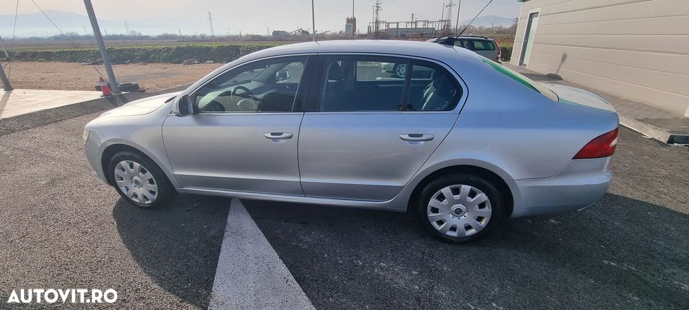 Skoda Superb 1.8 TSI Comfort - 28