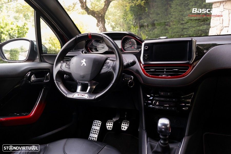 Peugeot 208 1.6 THP GTi - 37