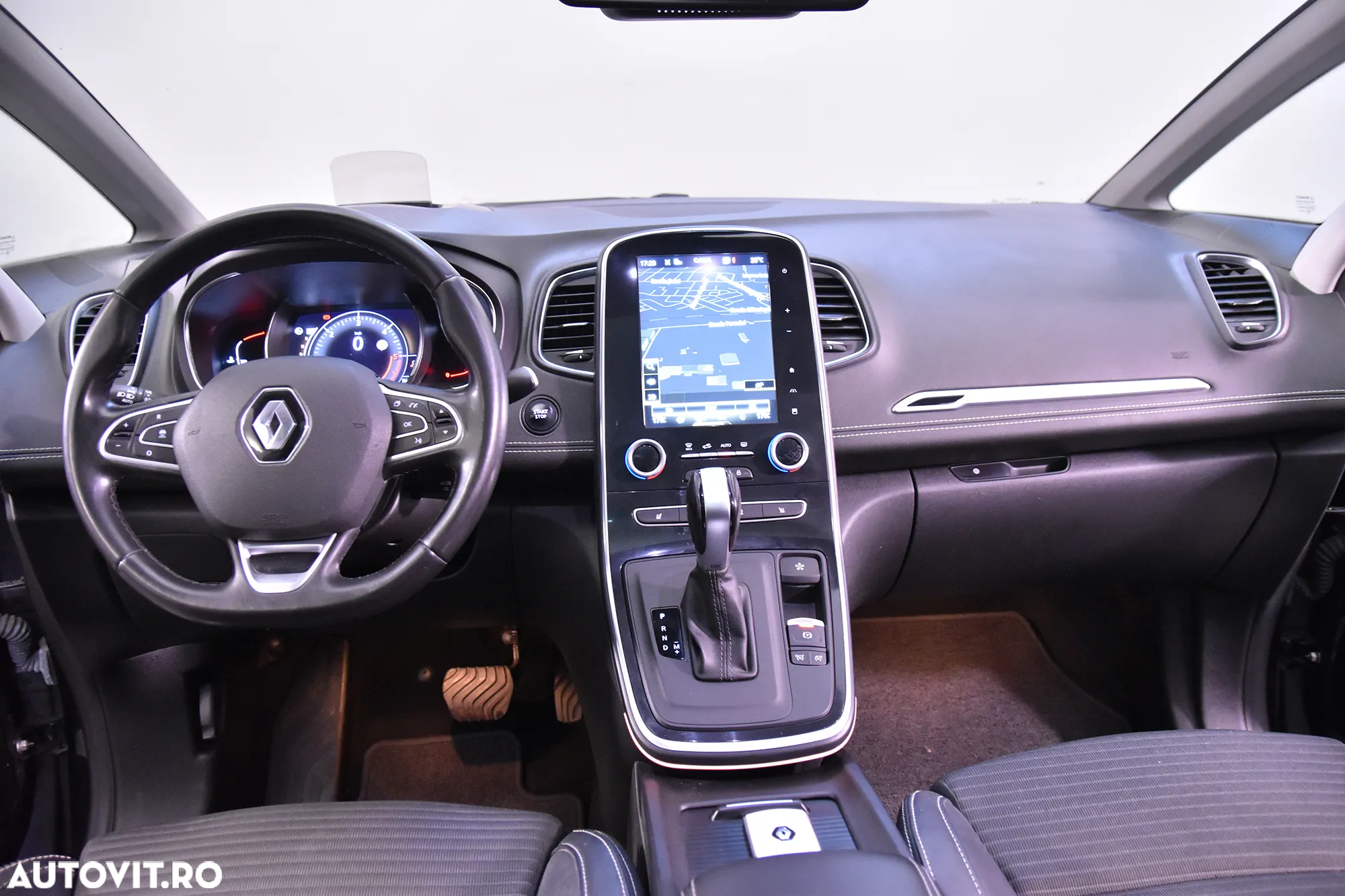 Renault Scenic - 9