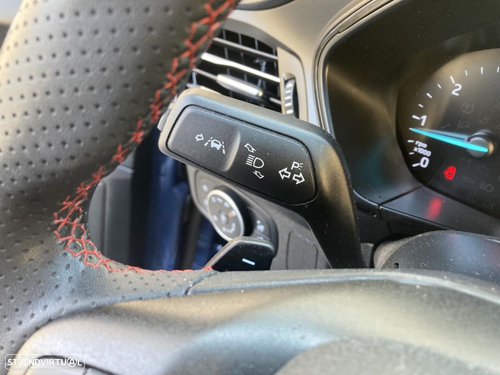 Ford Focus SW 1.5 TDCi EcoBlue ST-Line Aut. — fotografia 15
