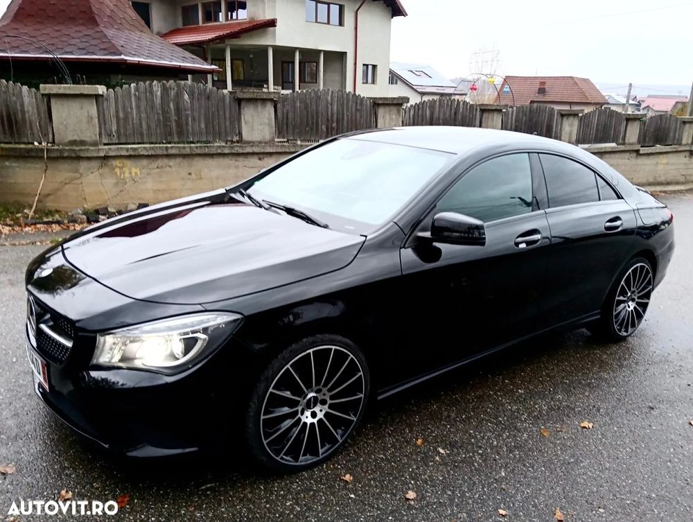 Mercedes-Benz CLA Shooting Brake 220 d 7G-DCT AMG Line - 3