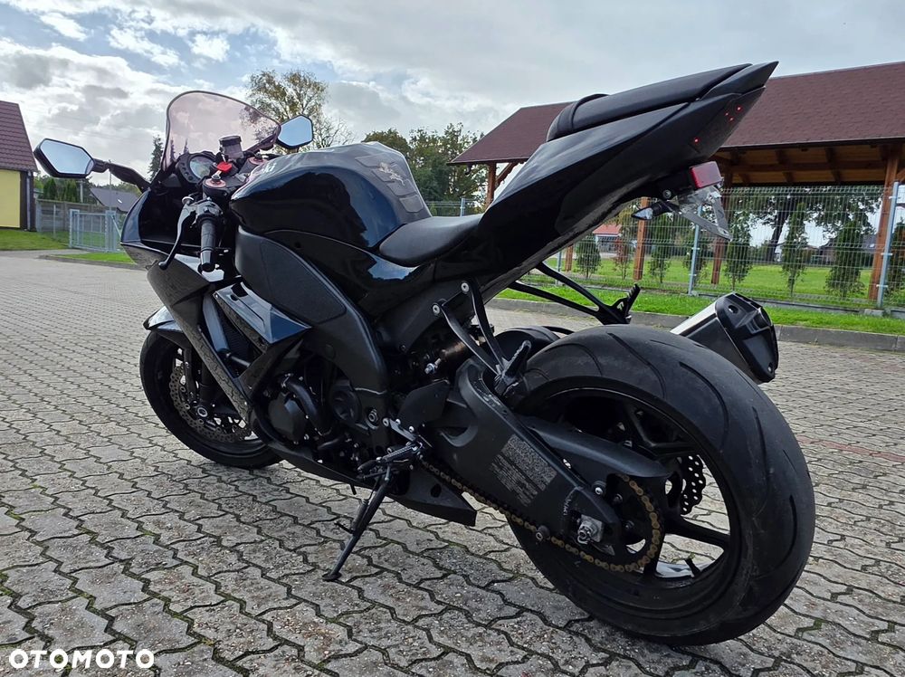 Kawasaki ZXR - 12