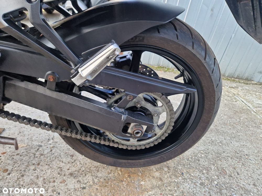 Yamaha FZ6 - 30