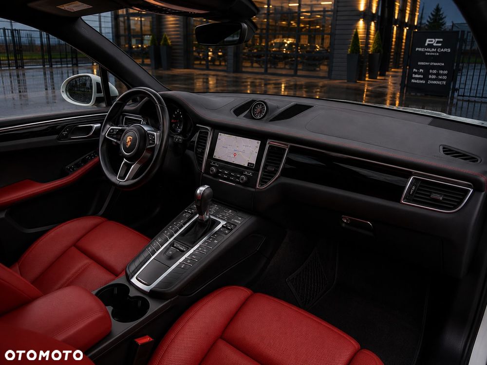 Porsche Macan Standard - 13