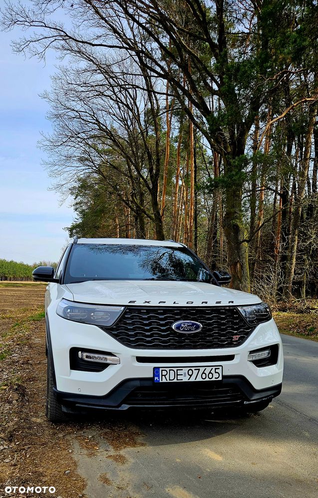 Ford Explorer - 13
