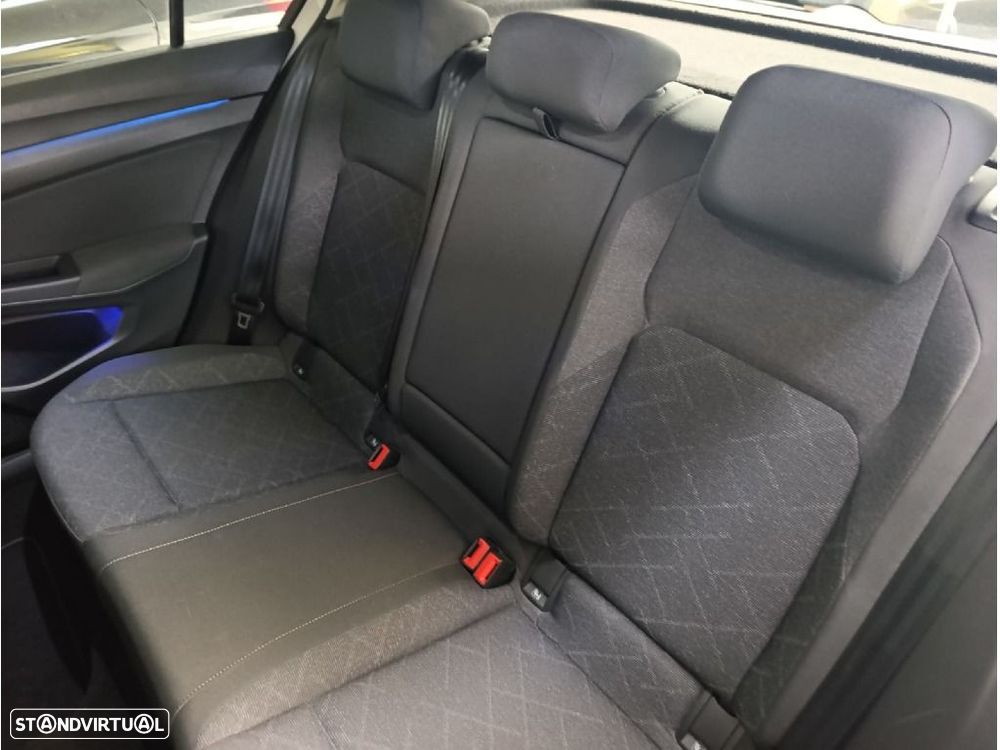 VW Golf 1.0 TSI Life - 25