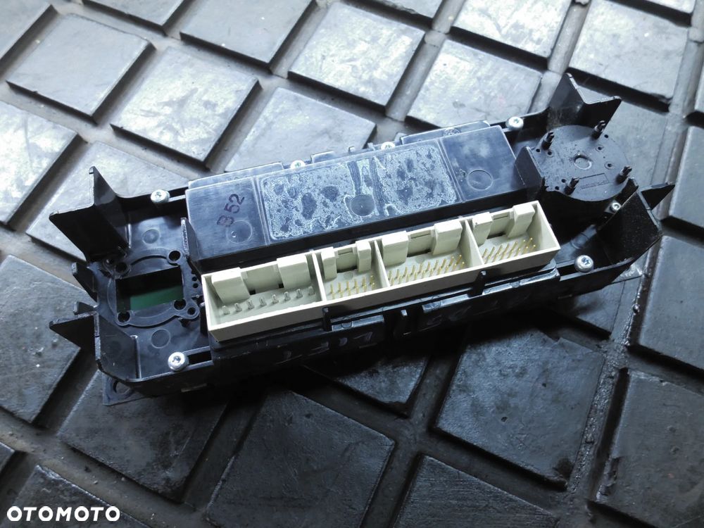 PANEL KLIMATYZACJI VW PASSAT B5 GOLF IV 3B1907044A POSIADAM 4 SZTUKI - 4