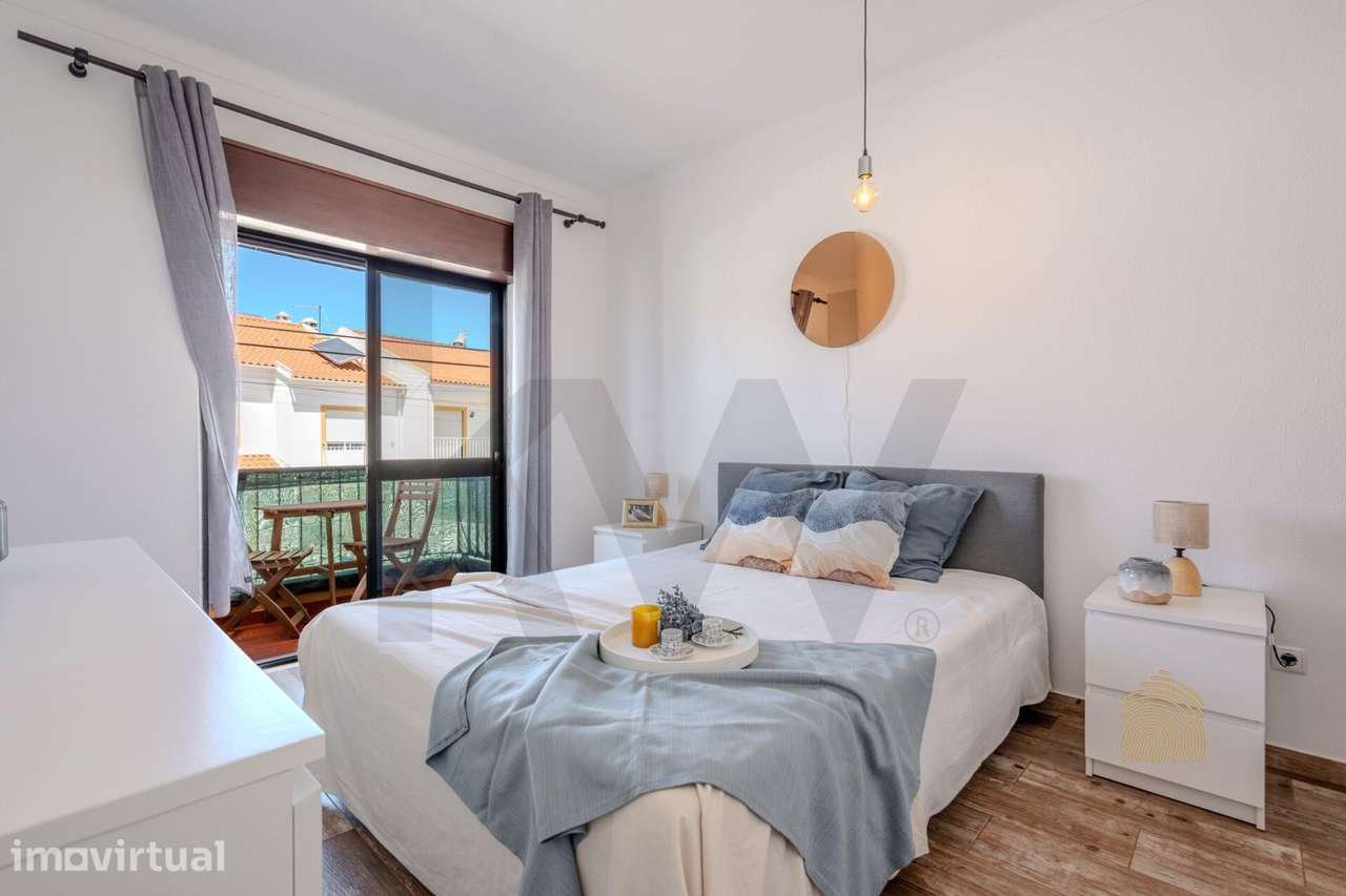 Apartamento T3 à venda com Suite, Closet, 2 Varandas e Sótão | Vendas - Grande imagem: 2/43