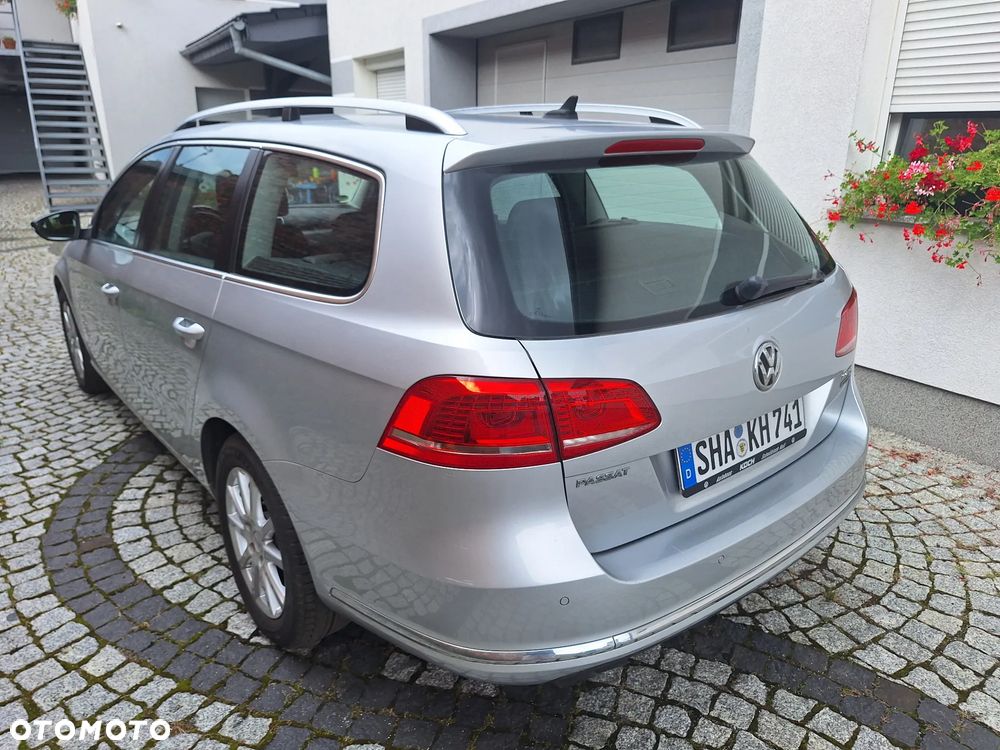 Volkswagen Passat Variant 2.0 Blue TDI DPF Comfortline - 32